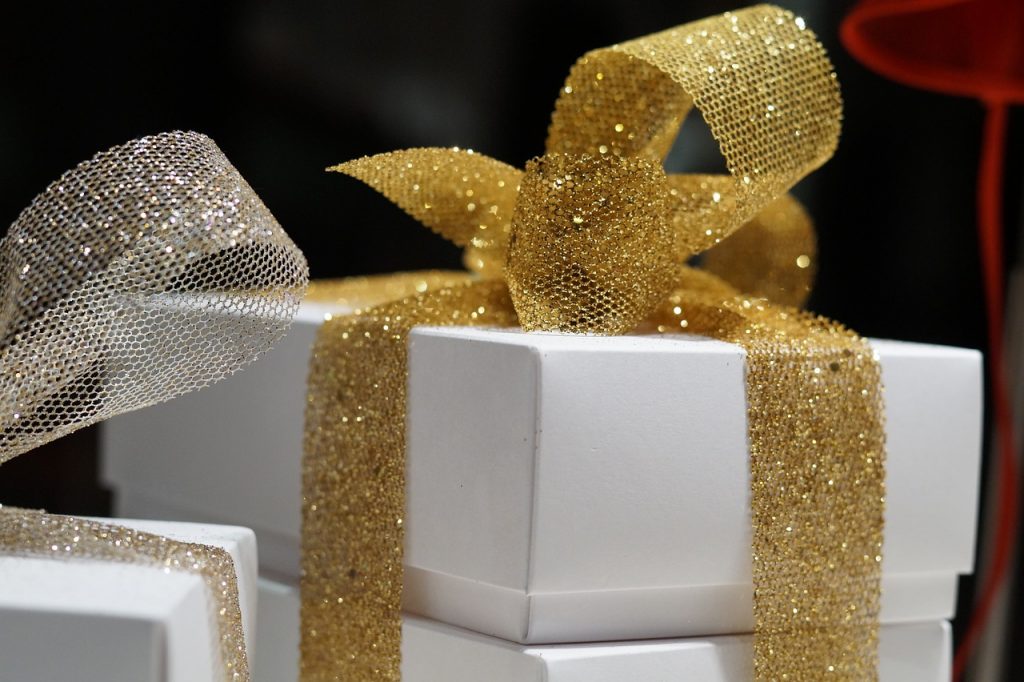 Schöne Geschenke für Frauen, Männer und Kinder